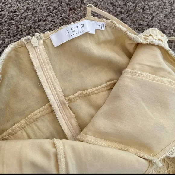 ASTR The Label Butter Yellow Crochet Lace Midi Dress 
size Small (4) - Picture 10 of 12